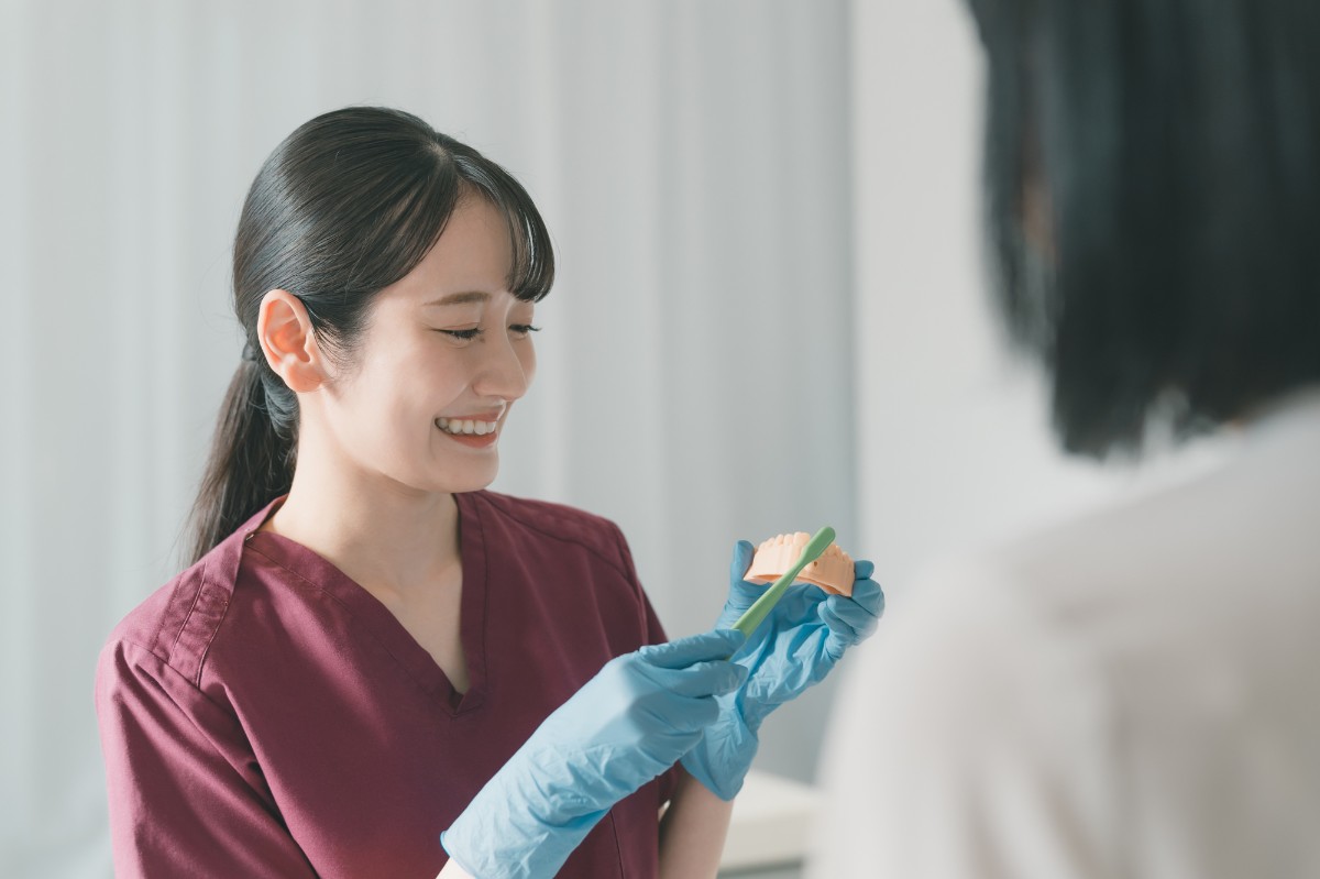 ● プラークコントロール（適切なセルフケアの習慣づけ）